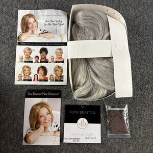 Toni Brattin Confidence Wig 348 Light Grey Heat Friendly New Open Box